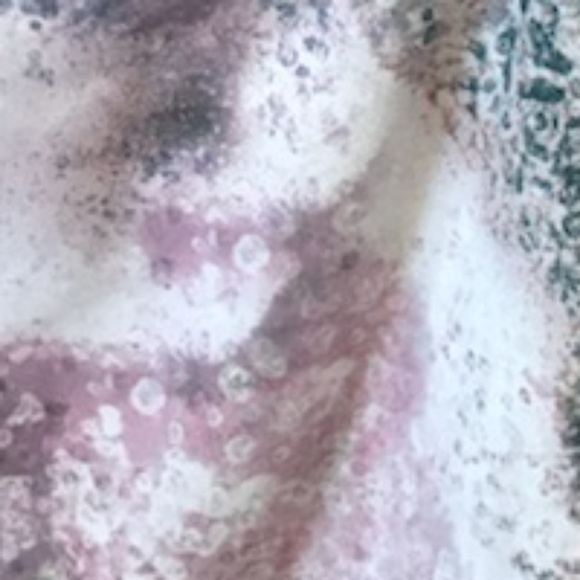 Lulu Lemon workout top - Picture 4 of 4